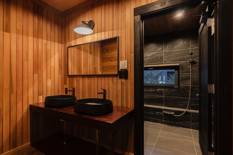 Bathroom 3, Fountainhead Hakuba, Hakuba