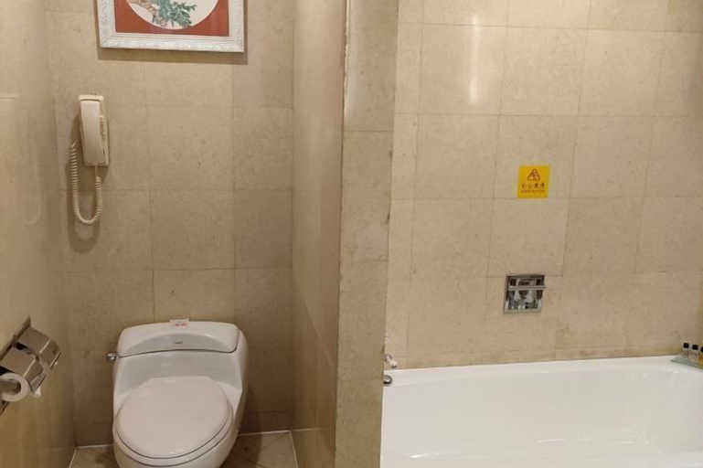Bathroom 7