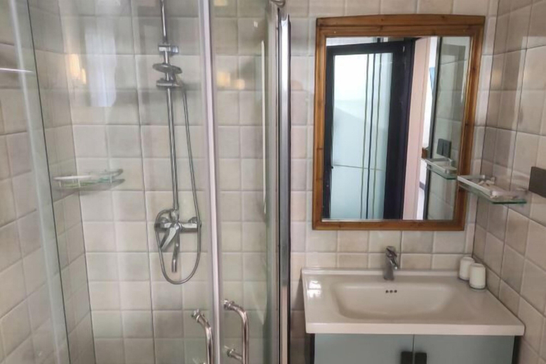 Bathroom, Wolong Riverside Manor, Jinhua