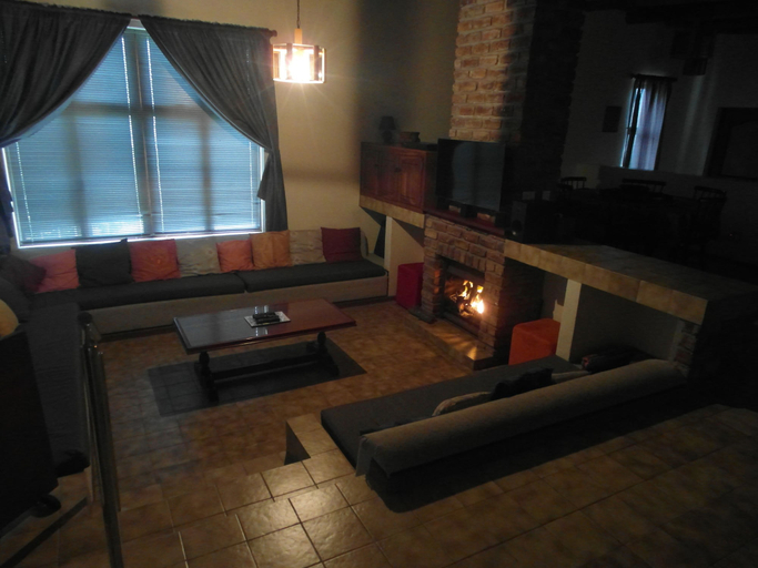 Others 5, Plottie Self-catering, Overberg