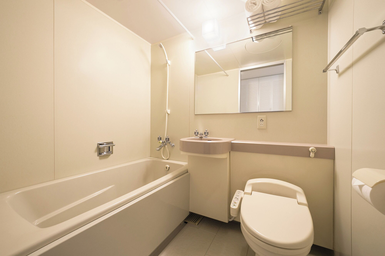 Bathroom 5, Grand Mercure Lake Hamana Resort & Spa, Hamamatsu