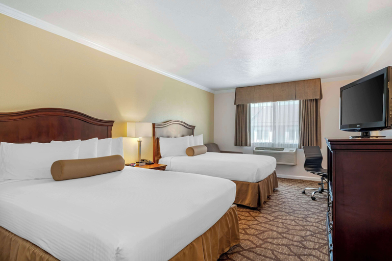 Bedroom 3, Best Western Salinas Monterey Hotel, Monterey