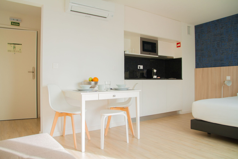 Others 5, Room Select Porto Suites, Porto
