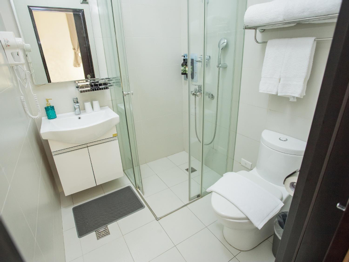 Bathroom 21