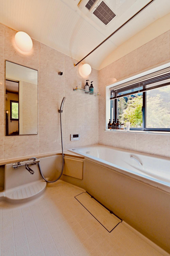 Bathroom 3, Mori no Kaori, Matsue