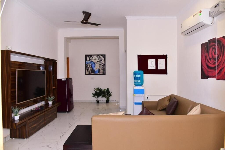 Others 5, Arkaya Inn, Gurgaon