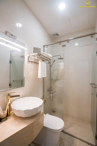 Bathroom 4, Hoàng Gia Hotel Tuy Hoà, Tuy Hoa