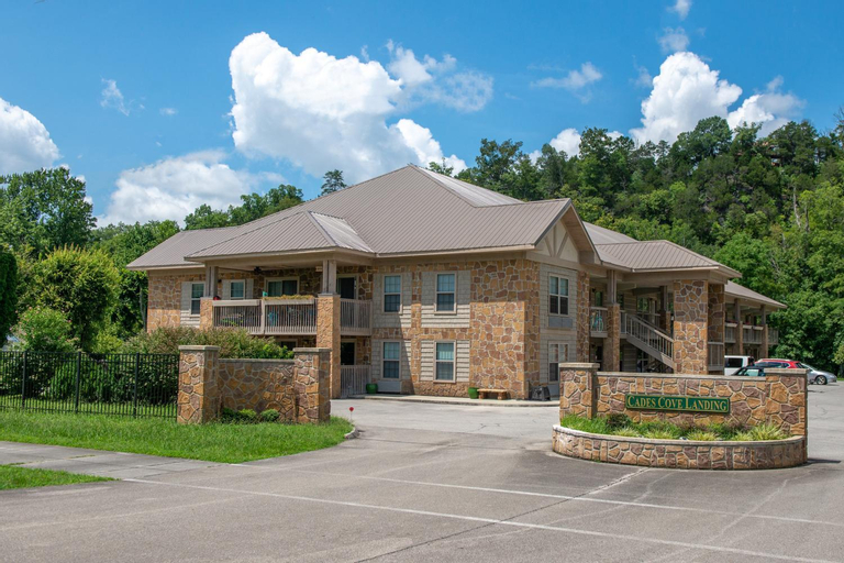 Little River Loft & Riverfront Gem, Blount