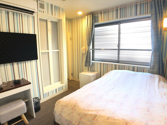 Bedroom 3, Tokyo Tourist Inn, Taitō