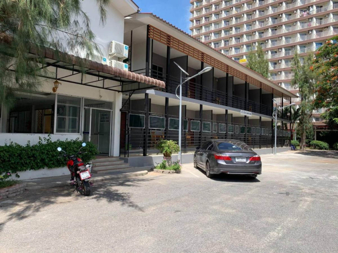 Exterior & Views 2, Villa Navin, Pattaya