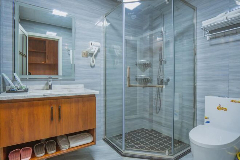 Bathroom 4, Shangpin Business Hotel, Xuancheng
