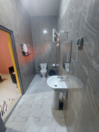Bathroom, RESIDENCE BELIER, Thiès