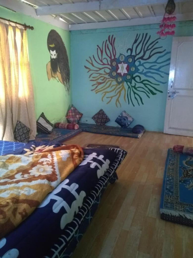Bedroom 2, Renuka homestay and cafe, Kullu