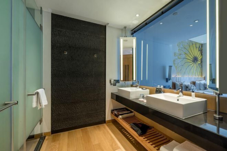 Bathroom 4