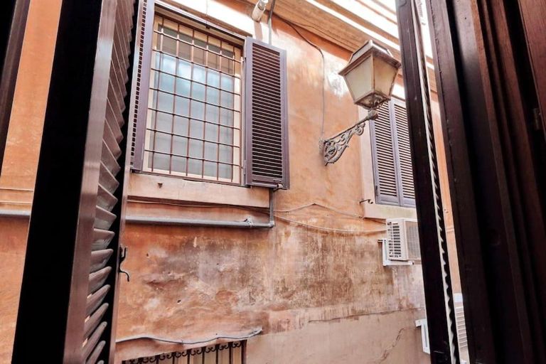 Others 5, the red apartment, Rome