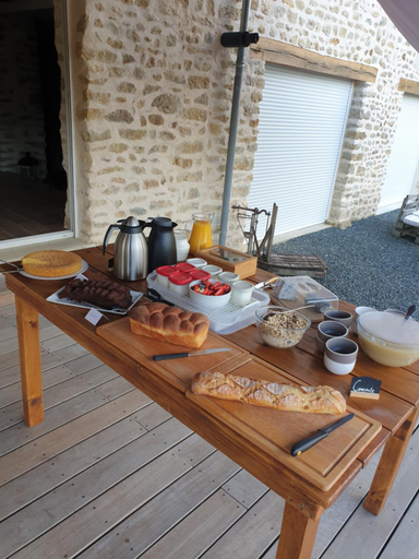 Others 5, Le Petit Pre, Indre