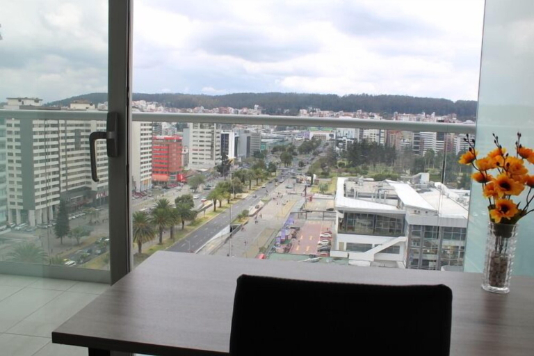 Others 5, One Apartment, Quito
