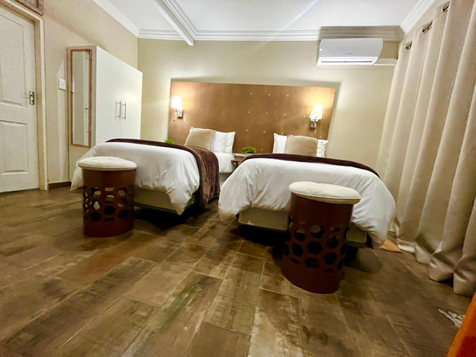 Others 4, Swane’s guesthouse, Bojanala