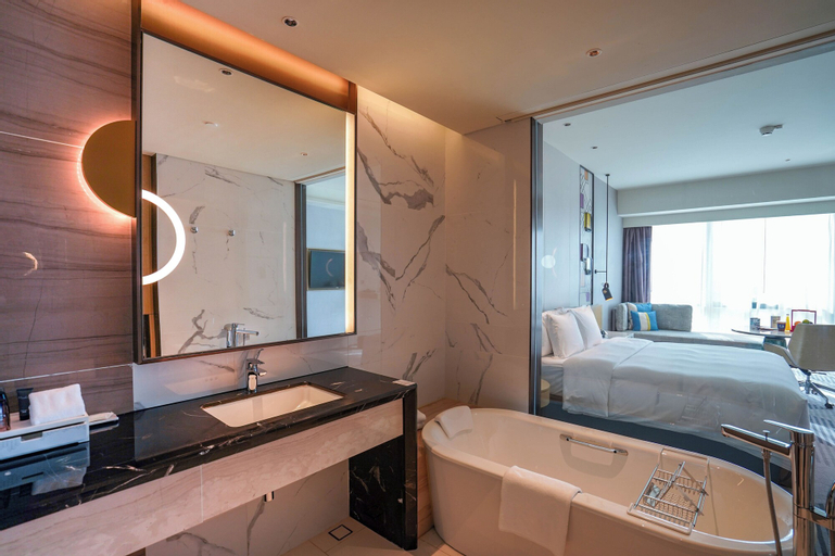 Bathroom 22
