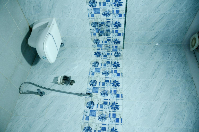 Bathroom 6