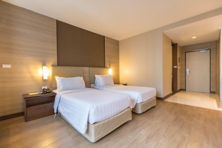Bedroom 12