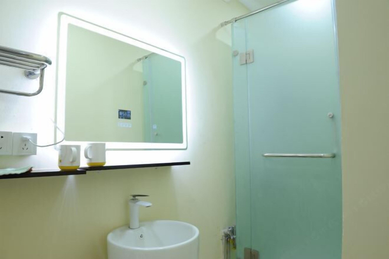 Bathroom 3, Shenmi Sidou Hostel, Nanjing