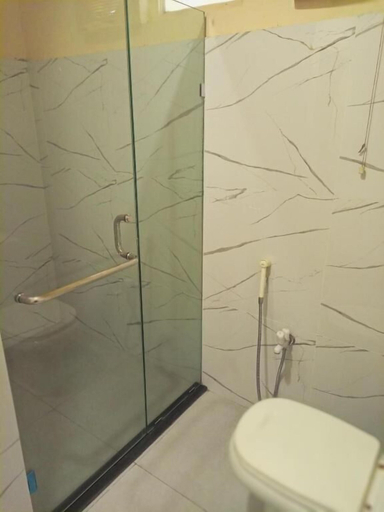 Bathroom 3, Canal View Hotel, Faisalabad