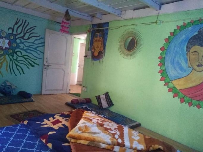 Bedroom 3, Renuka homestay and cafe, Kullu
