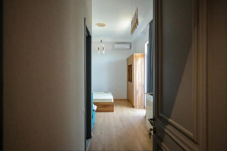 Others 5, Seventh floor apartment, Tskaltubo