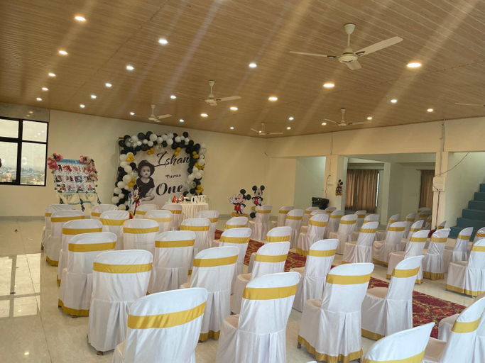 5, DC COMFORTS, Chikmagalur
