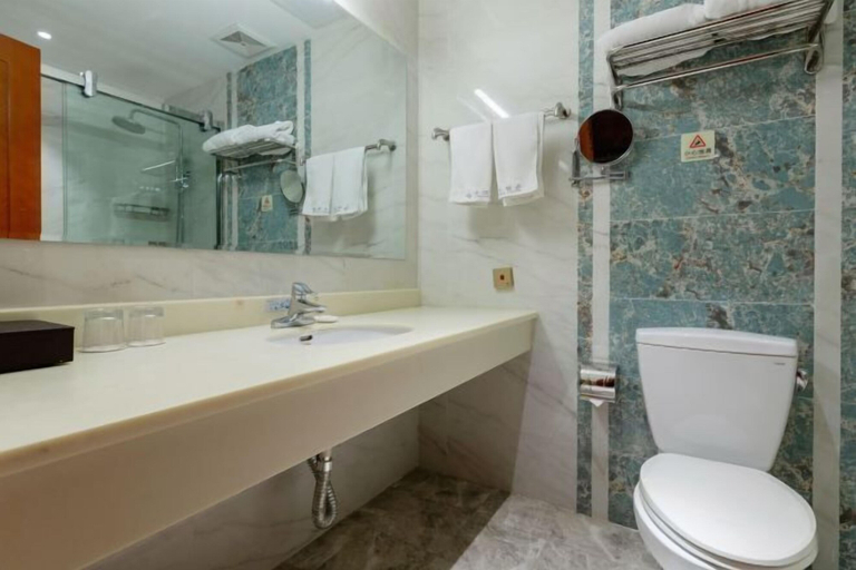 Bathroom 4, Zhongjiang Hotel, Tongling