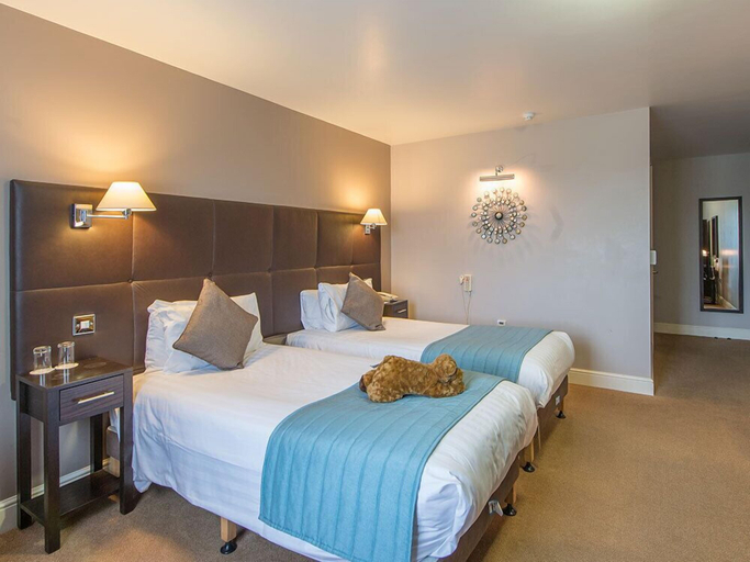 Bedroom 3, Hadley Park House Hotel, Telford and Wrekin