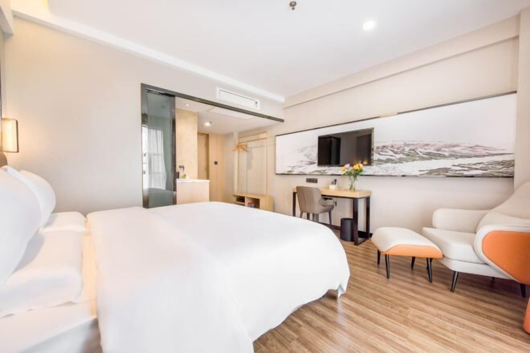 Bedroom 3, Minsheng Hotel, Yichang