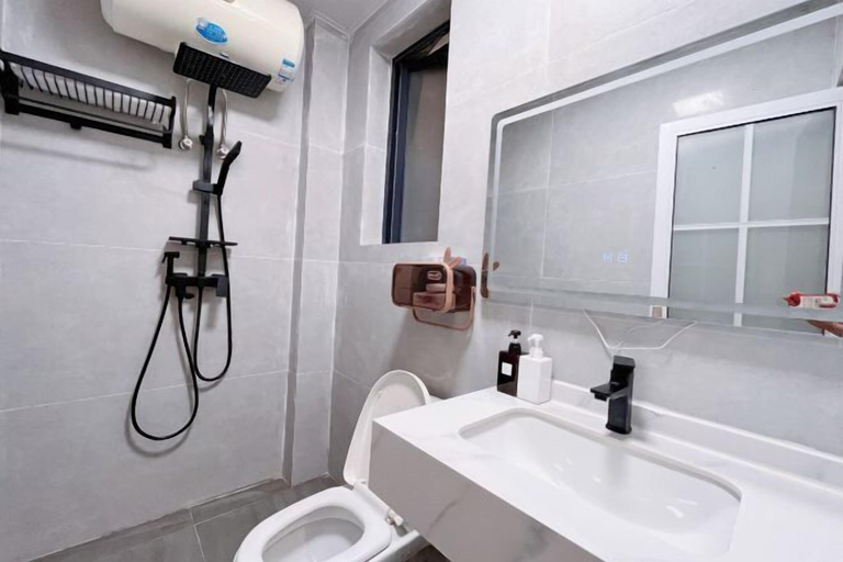 Bathroom 3, Cape No. 7 Sea House, Shenzhen