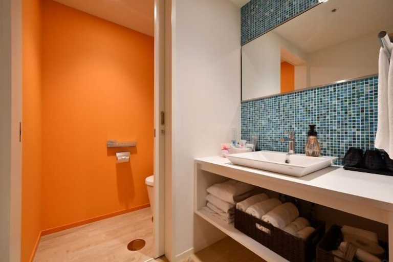 Bathroom 29