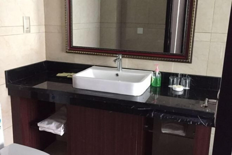 Bathroom 4, Tianzi Lake Ecological Resort, Xiaogan
