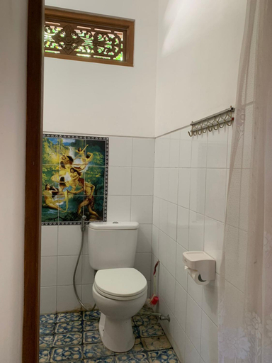 Bathroom 15