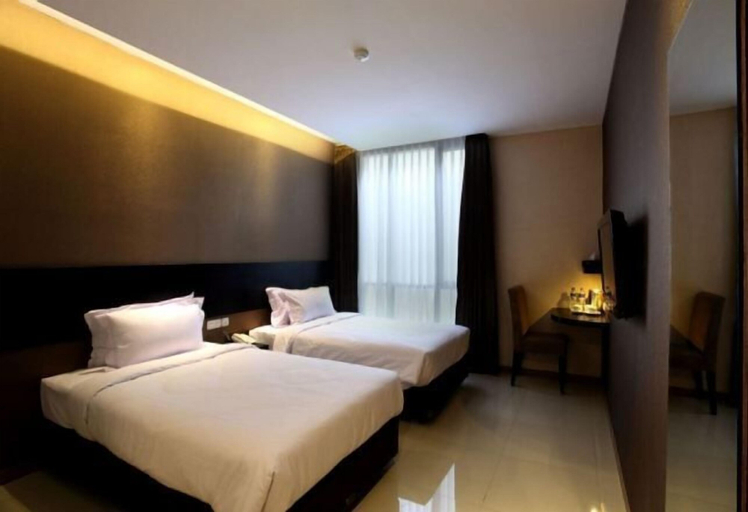 Bedroom 8