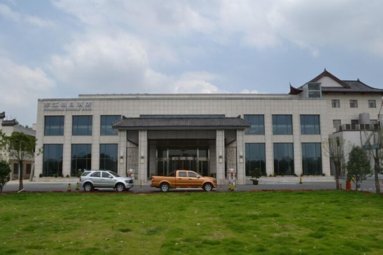 Exterior & Views 2, Dongjiang Holiday Hotel, Zhenjiang