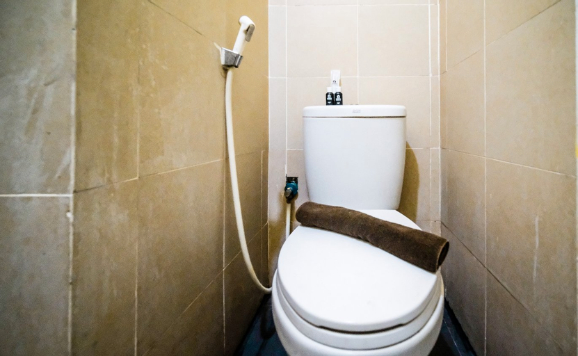 Bathroom 4
