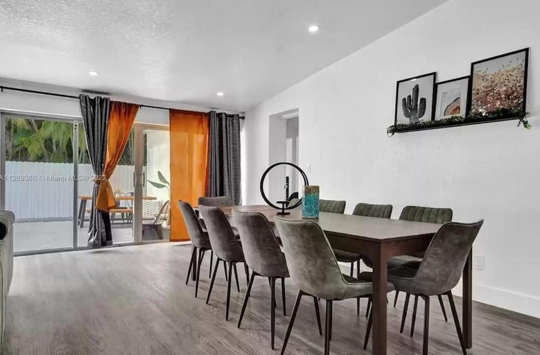 Others 5, Luxury Pool Villa // 5BD 4BA, Miami-Dade