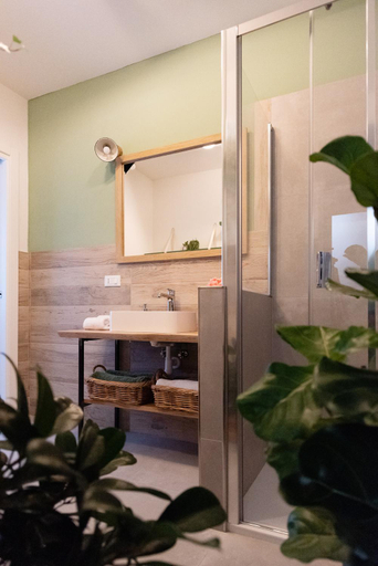 Bathroom 2, BOTANIC GUESTHOUSE ESTE, Padua