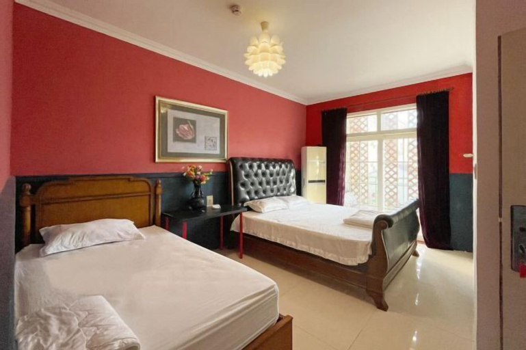 Left-hand hostel in Xichong,shenzhen, Shenzhen