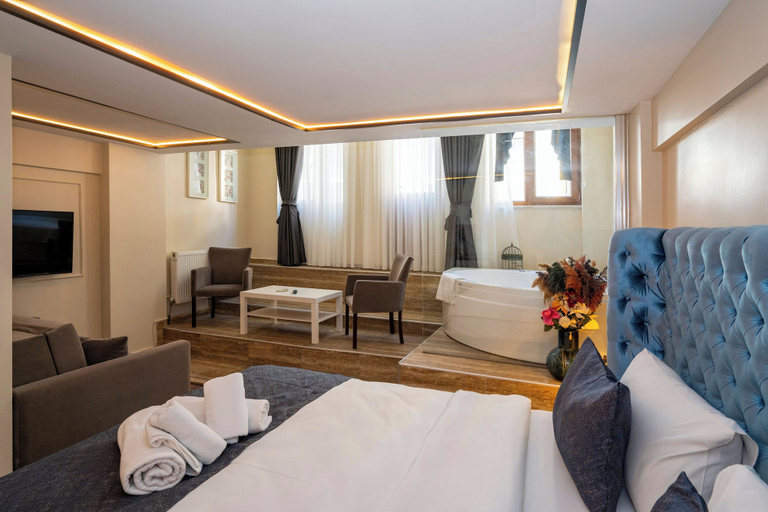 Bedroom 2, Aiza Suites, Beşiktaş