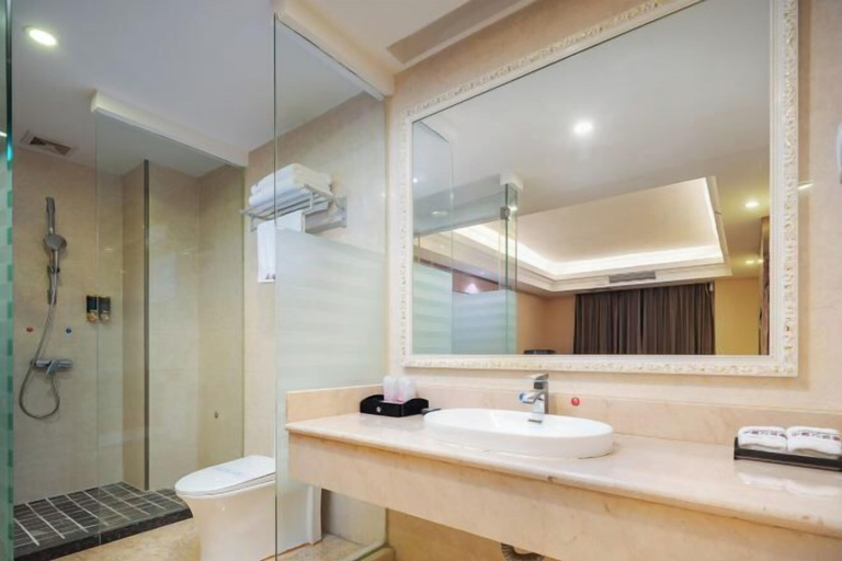 Bathroom 3, Huaying Wanrun Hotel, Wuzhou