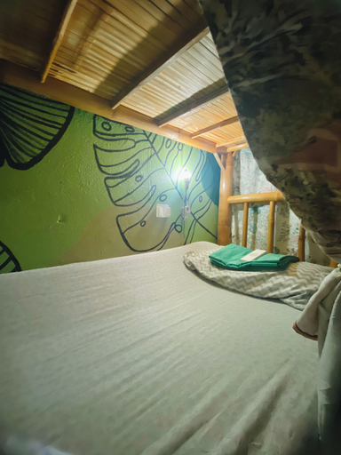 Bedroom 2, Byahero's Eskapo Hostel, Moalboal