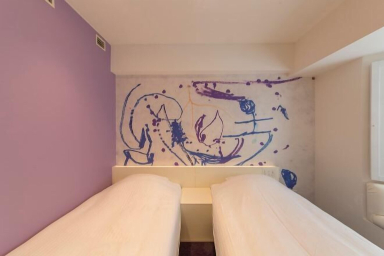 Bedroom 26