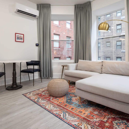 Room 5, Sosuite Bay Window 1BR Apt w W/d, Desk, Philadelphia