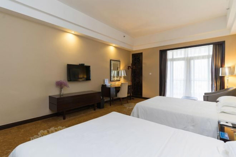 Bedroom 8