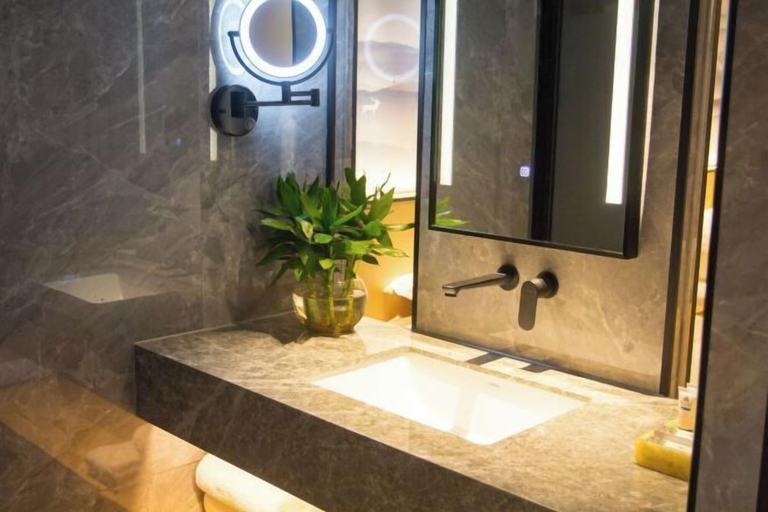 Bathroom 4, Yuanquan Hotel, Fuzhou